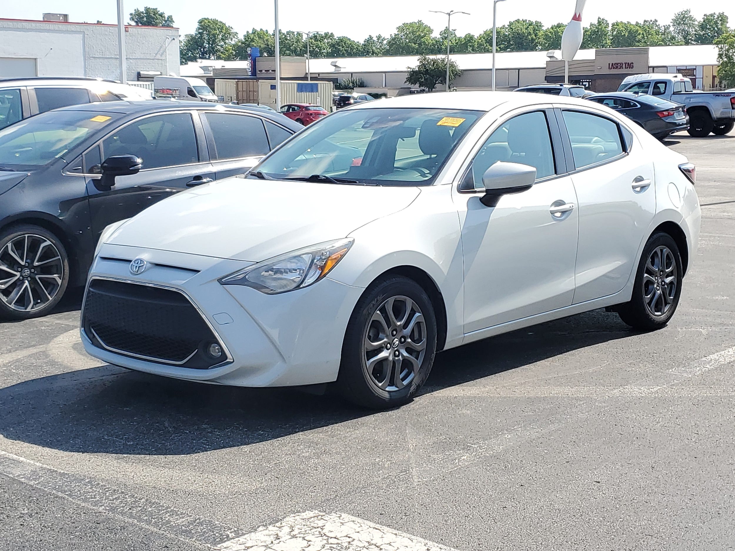 2019 Toyota Yaris LE AT's photo