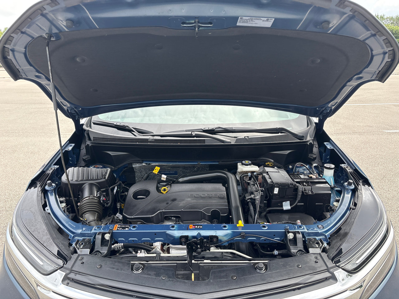 2024 Chevrolet Equinox LT - Photo 18