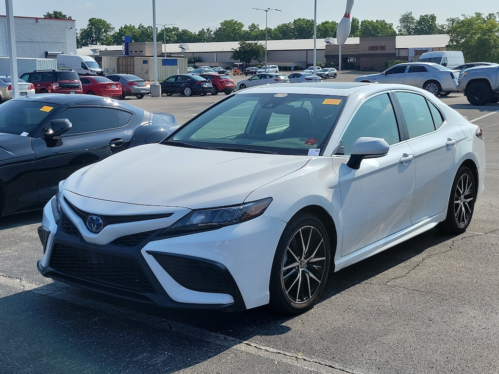 Used 2024 Toyota Camry SE Sedan