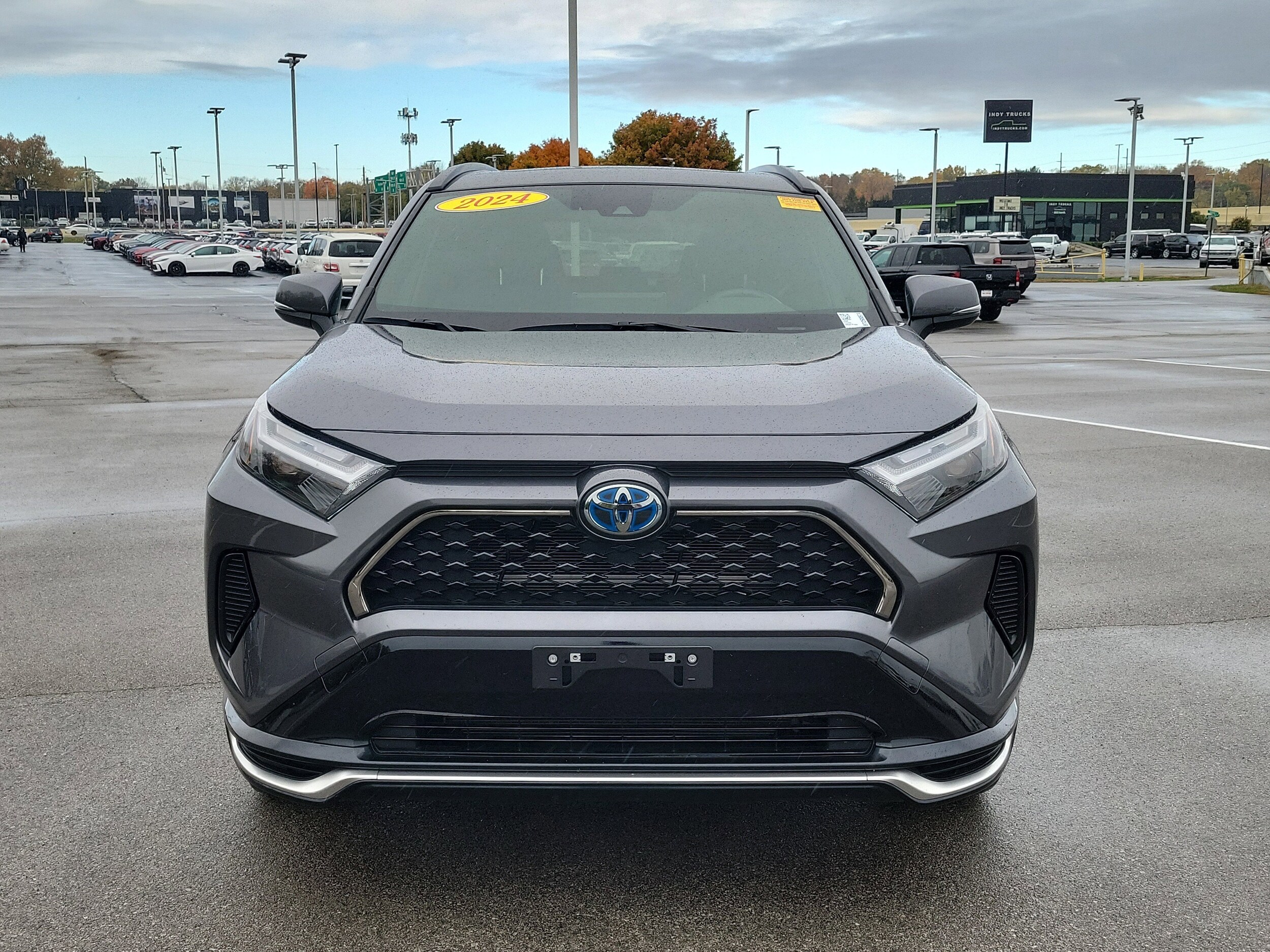 2024 Toyota RAV4 Prime SE photo 4