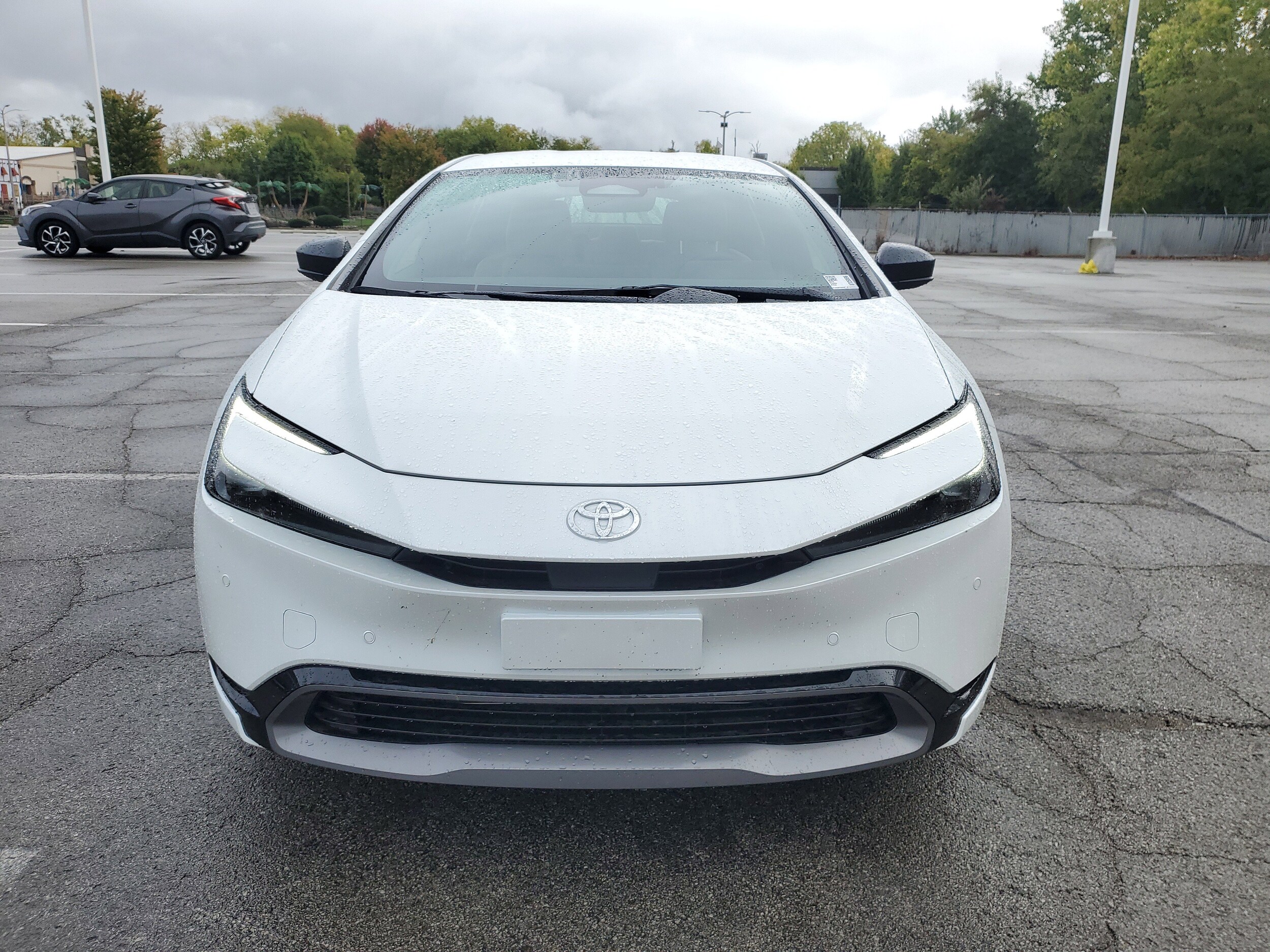 2025 Toyota Prius XLE photo 4