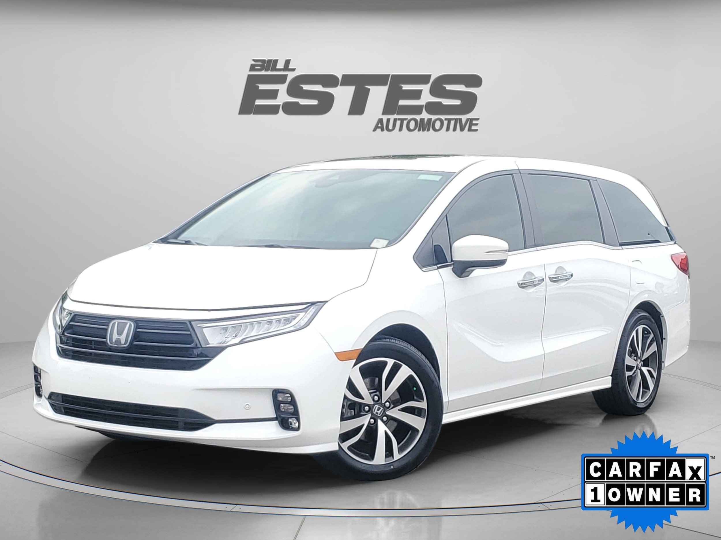 2023 Honda Odyssey Touring's photo