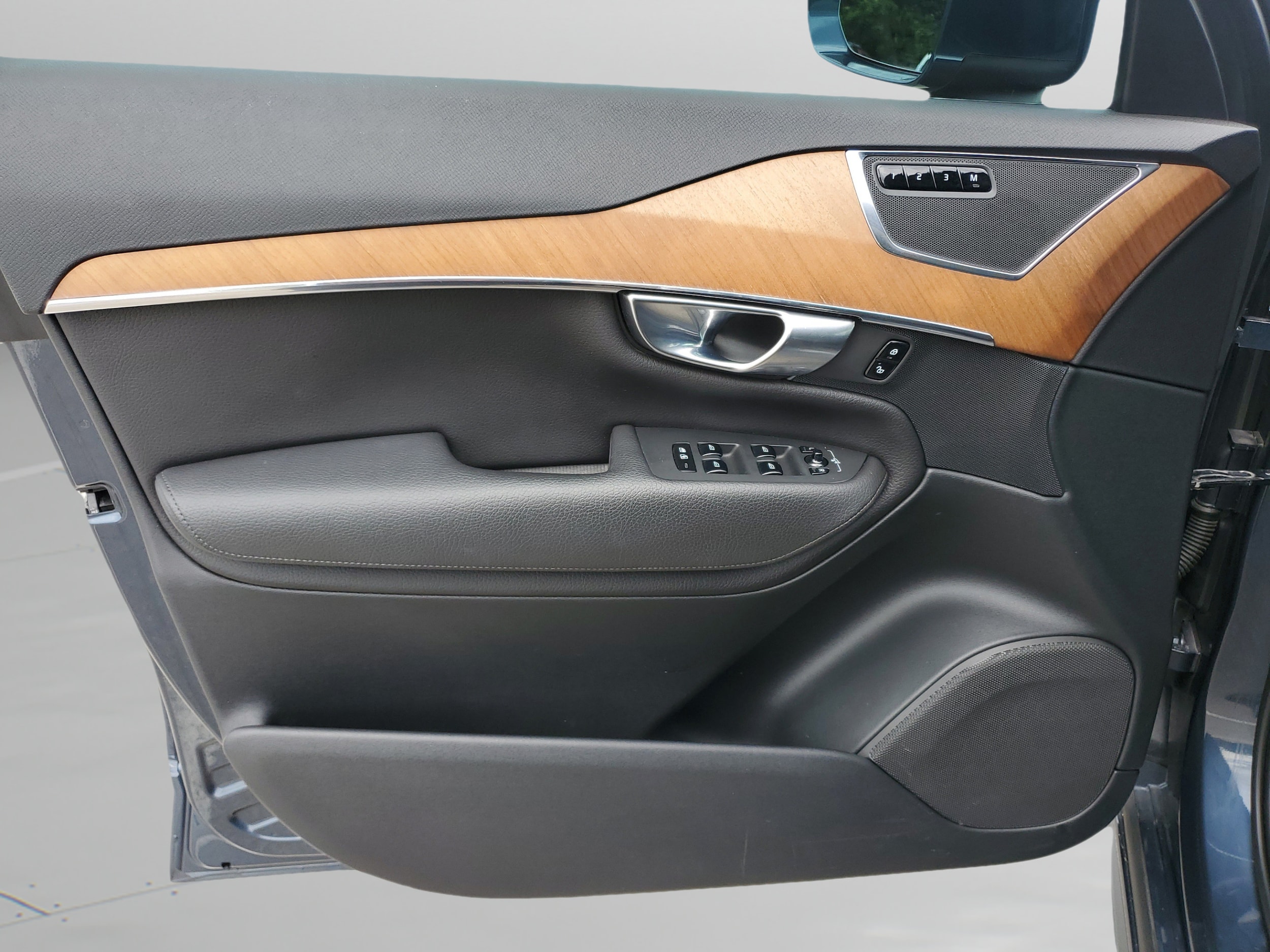 2021 Volvo XC90 Momentum - Photo 21