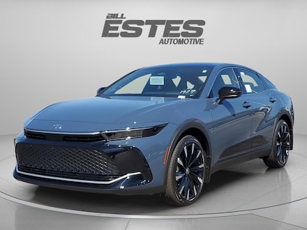 2026 Toyota Crown Platinum Sedan