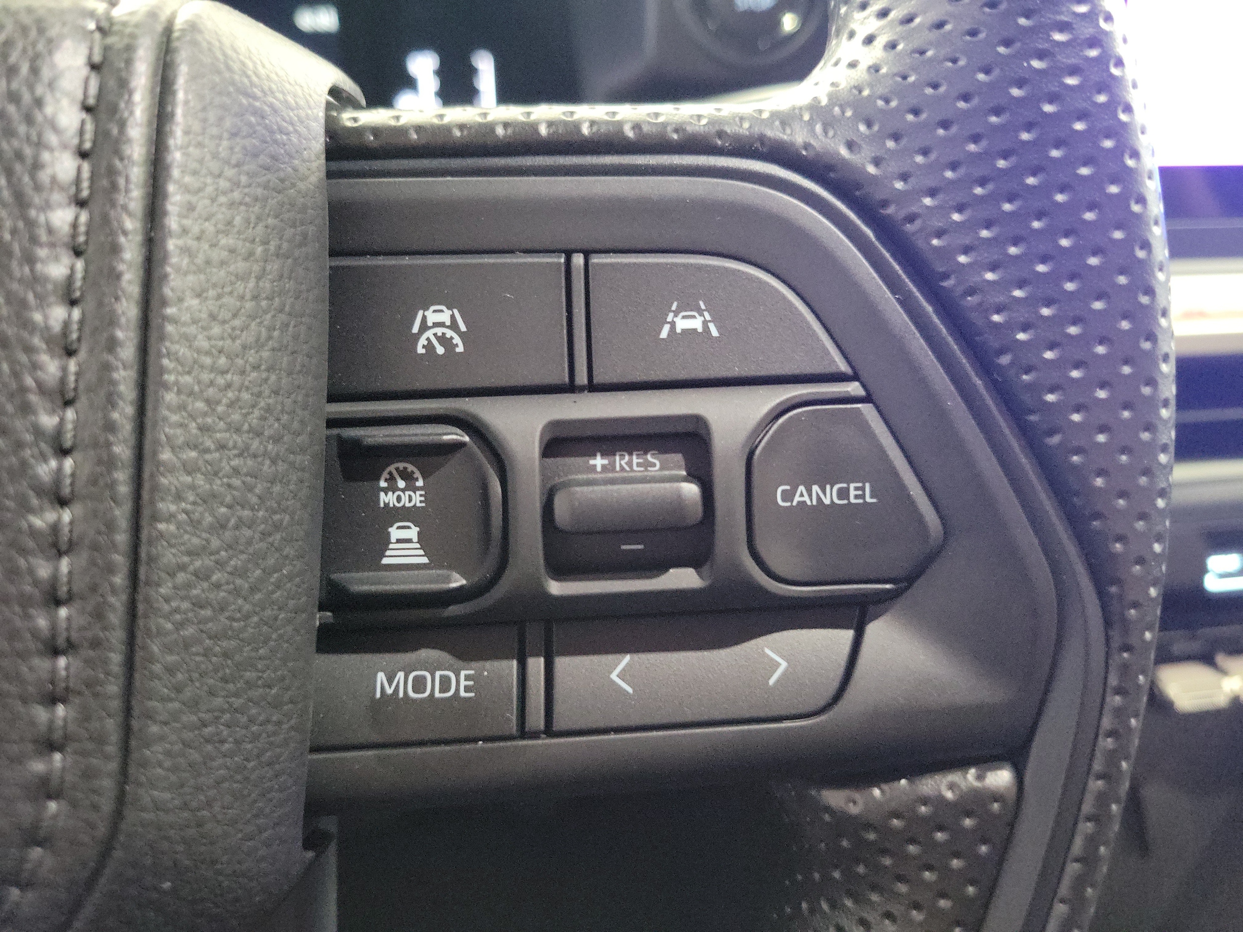 2026 Toyota Tacoma SR5 - Photo 25