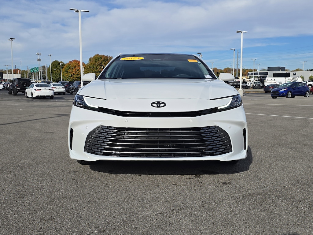 Used 2025 Toyota Camry XLE Sedan