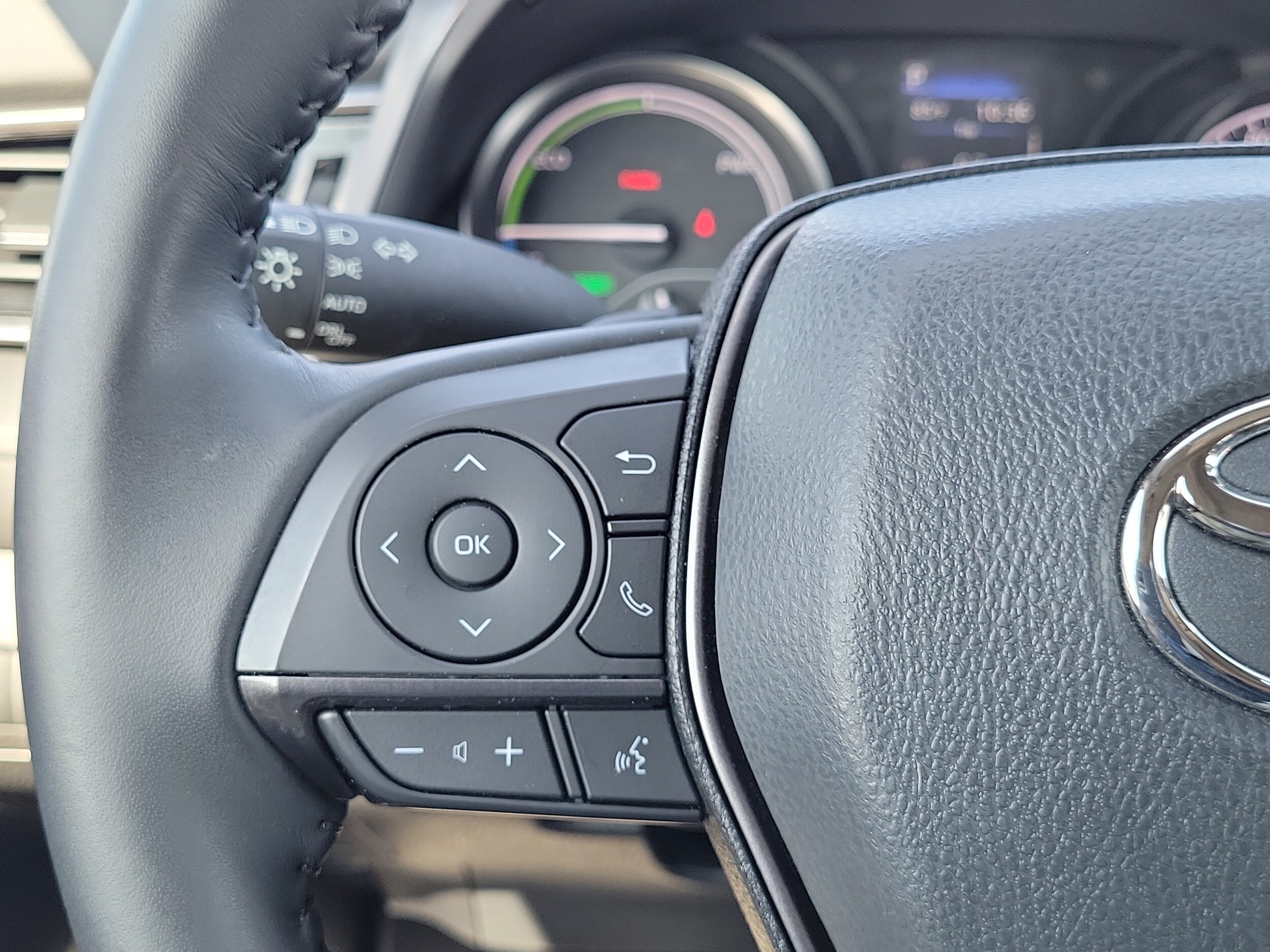 2024 Toyota Camry SE - Photo 30