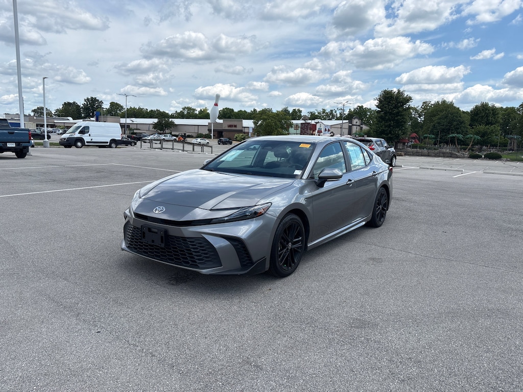 Used 2025 Toyota Camry SE Sedan