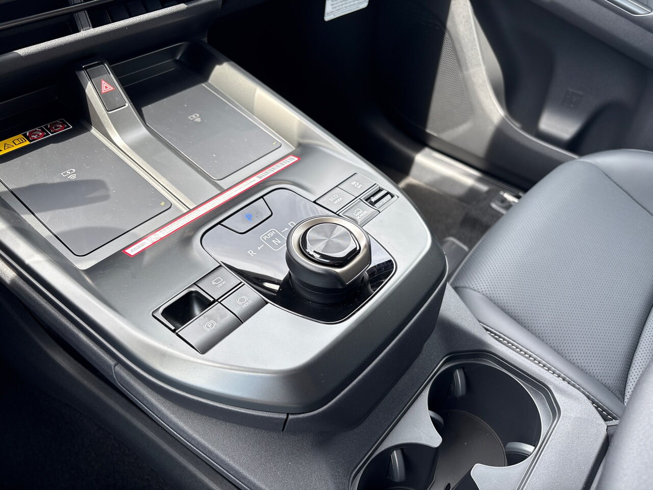 2026 Toyota bZ Woodland Woodland Premium - Photo 29