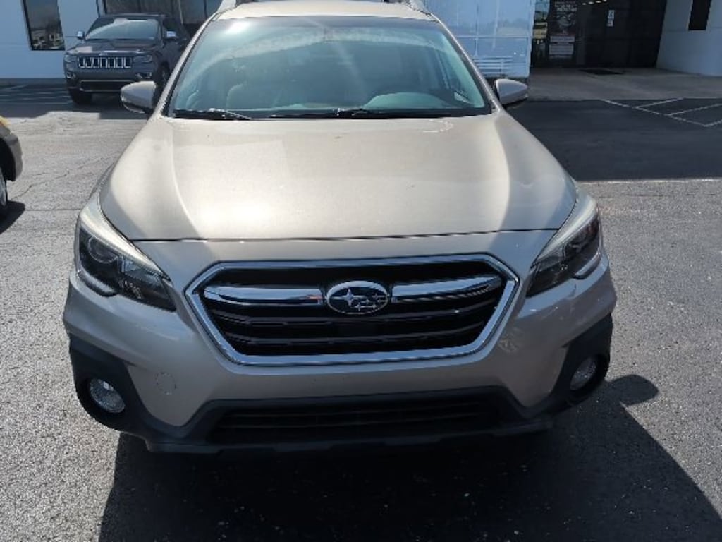 Used 2018 Subaru Outback Premium SUV