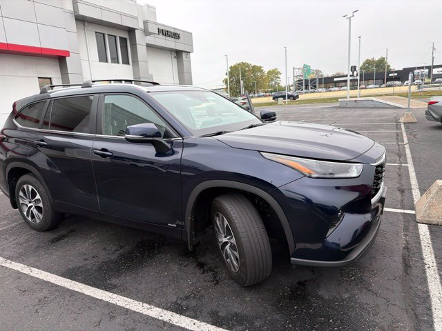 Used 2024 Toyota Highlander XLE SUV