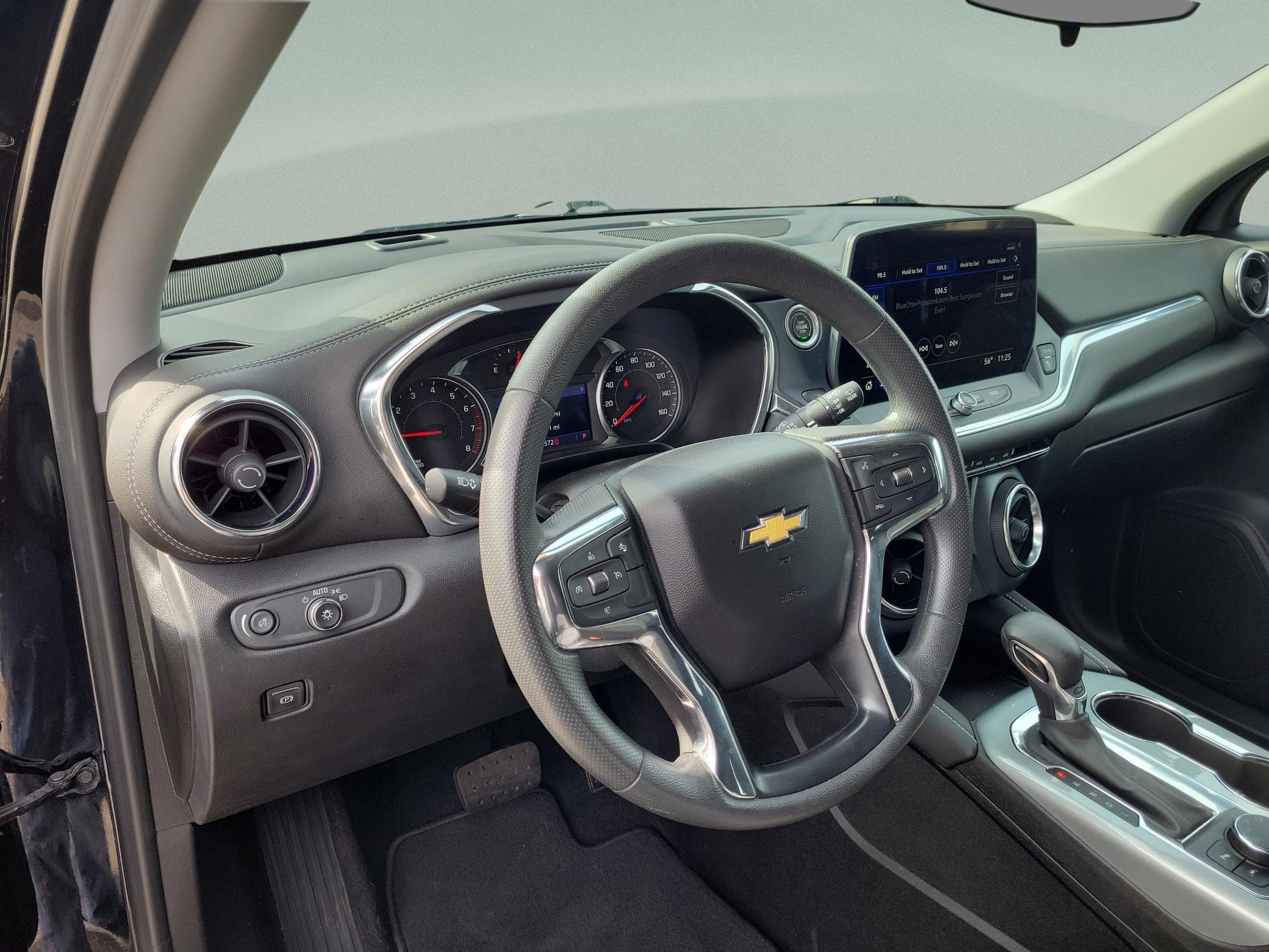 2023 Chevrolet Blazer 2LT - Photo 19