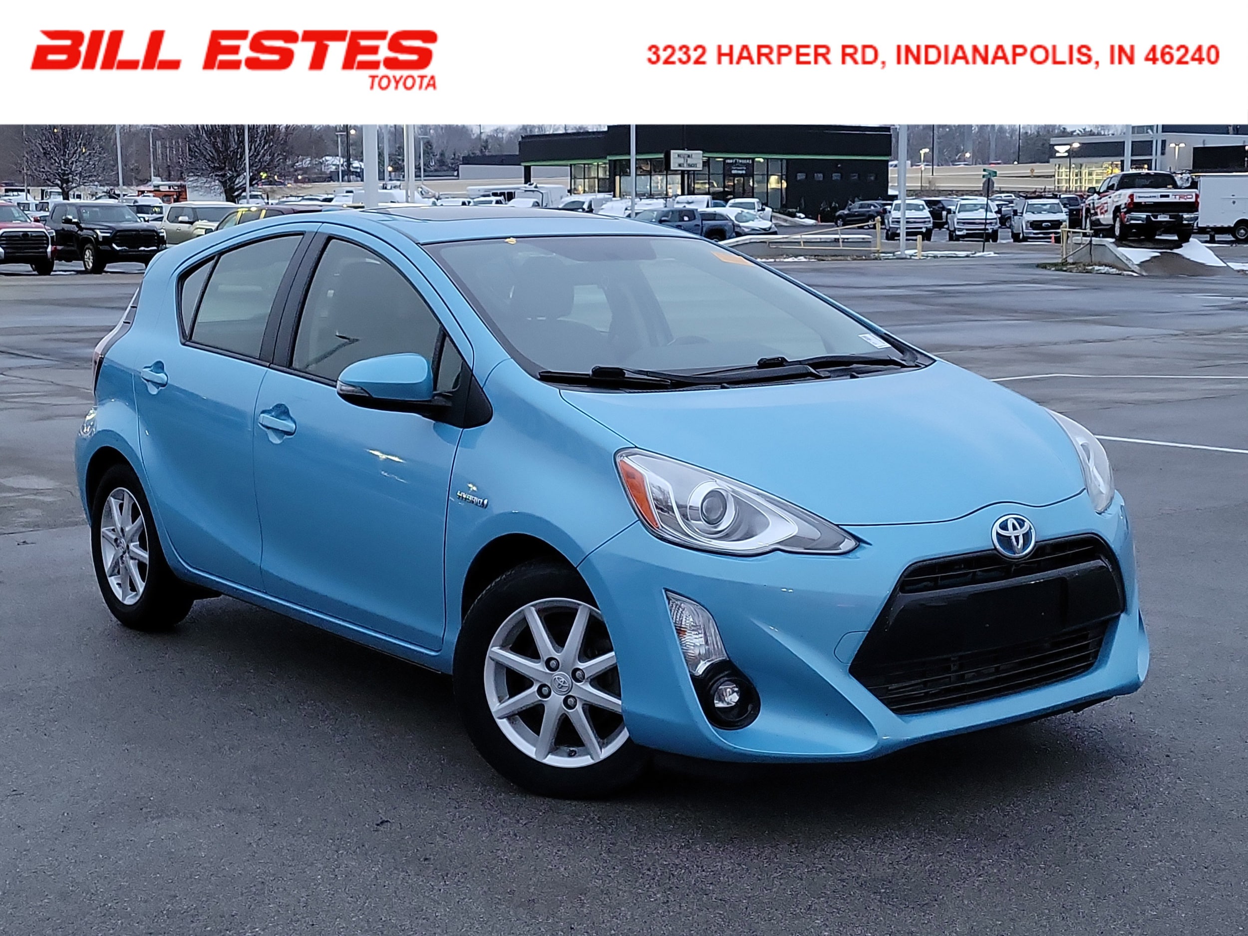 2015 Toyota Prius c Four's photo