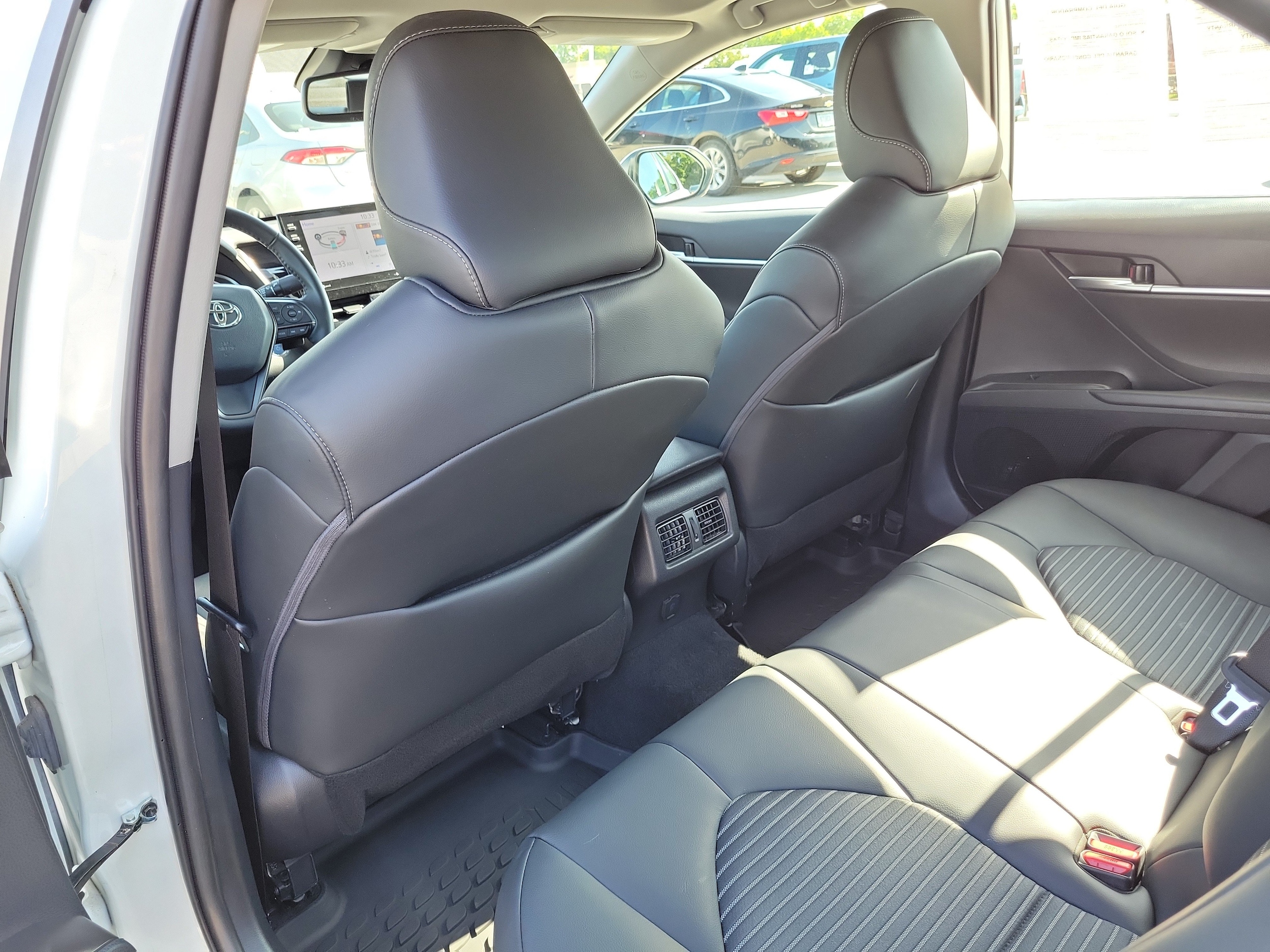 2024 Toyota Camry SE - Photo 15