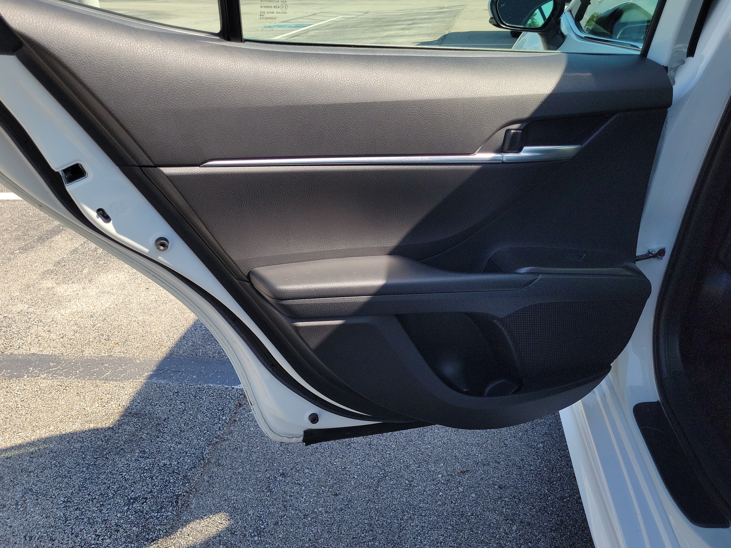 2024 Toyota Camry SE - Photo 20