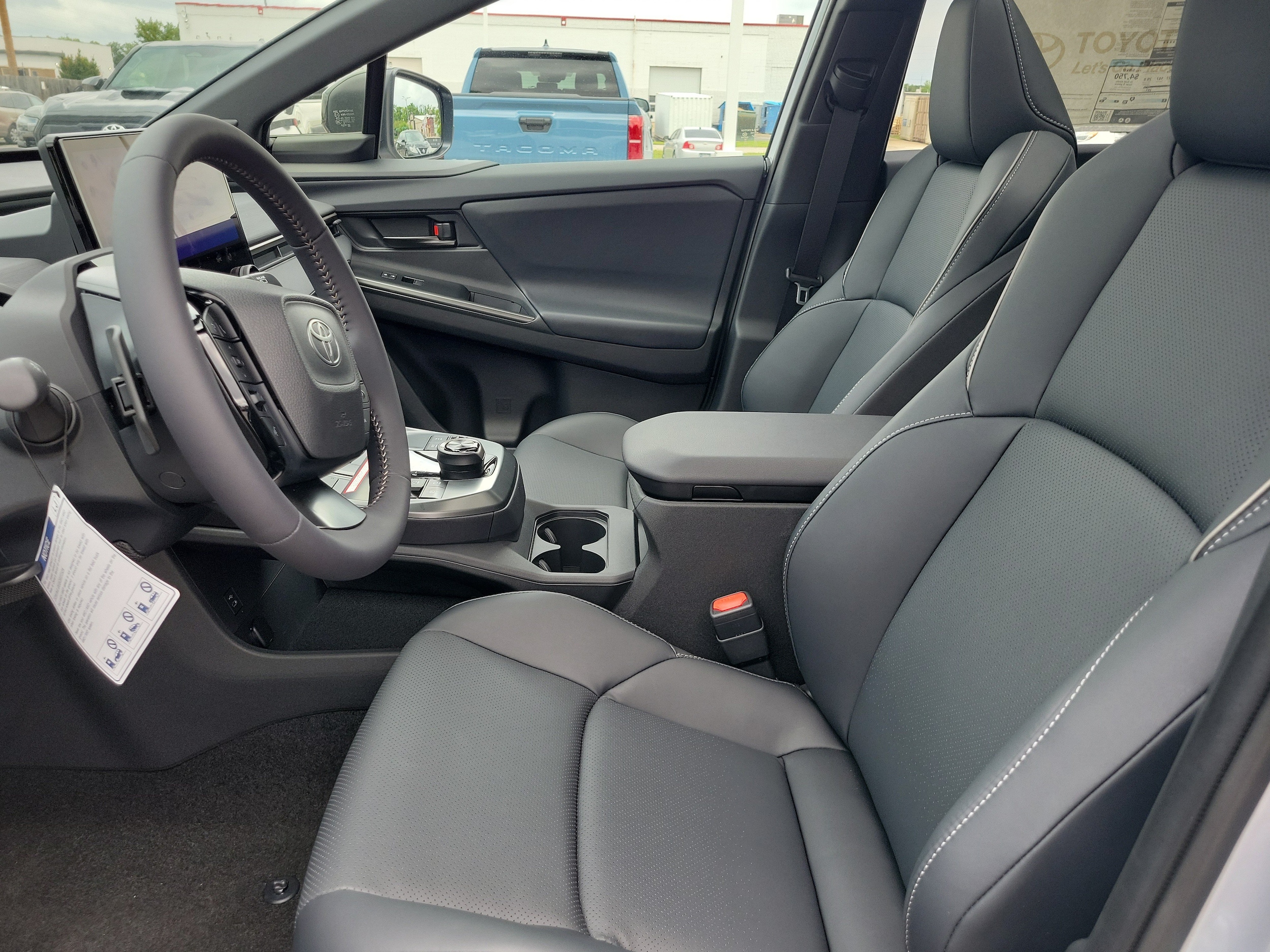 2026 Toyota bZ Woodland Woodland Premium - Photo 22