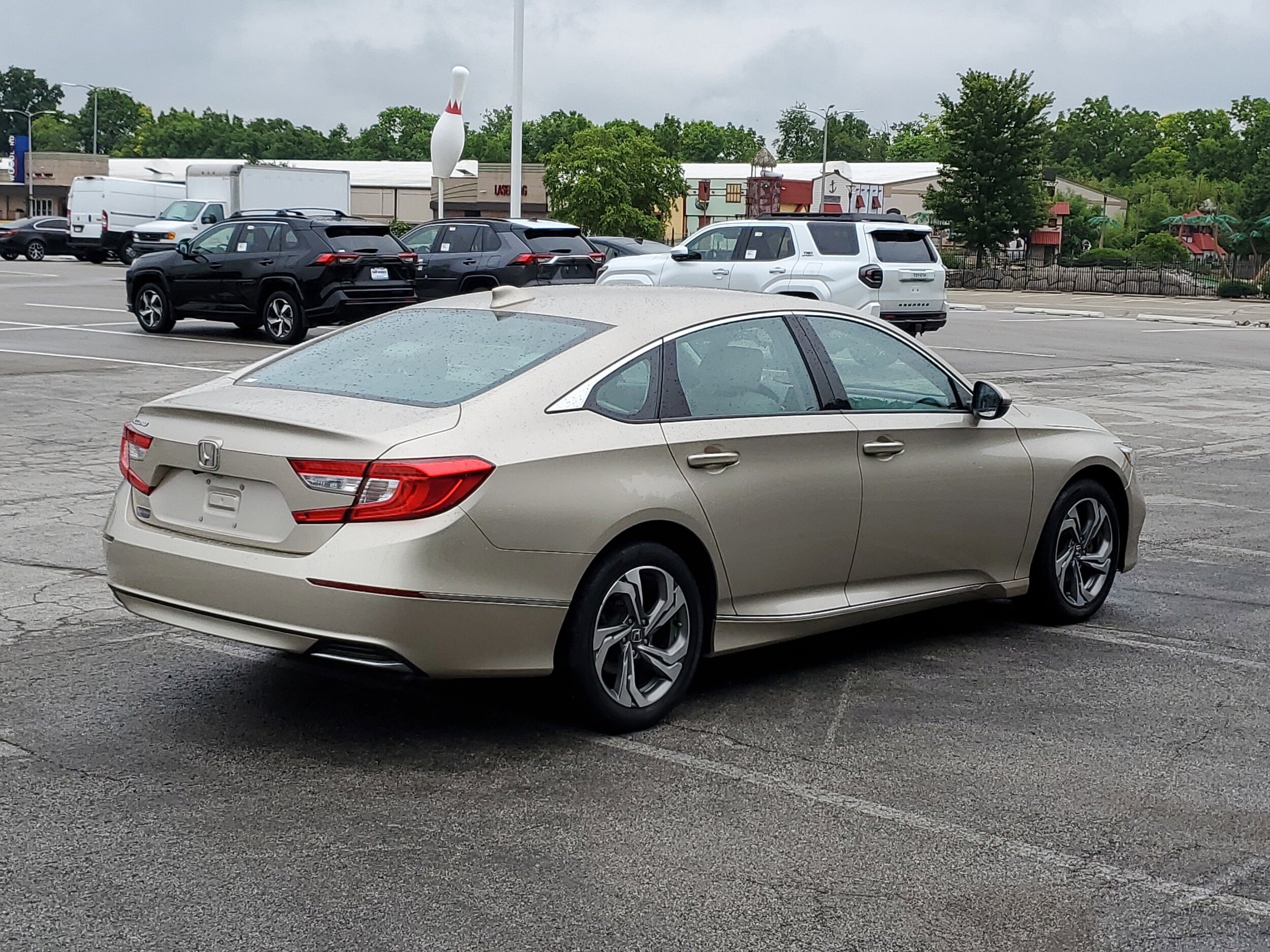 2019 Honda Accord EX-L 1.5T photo 4