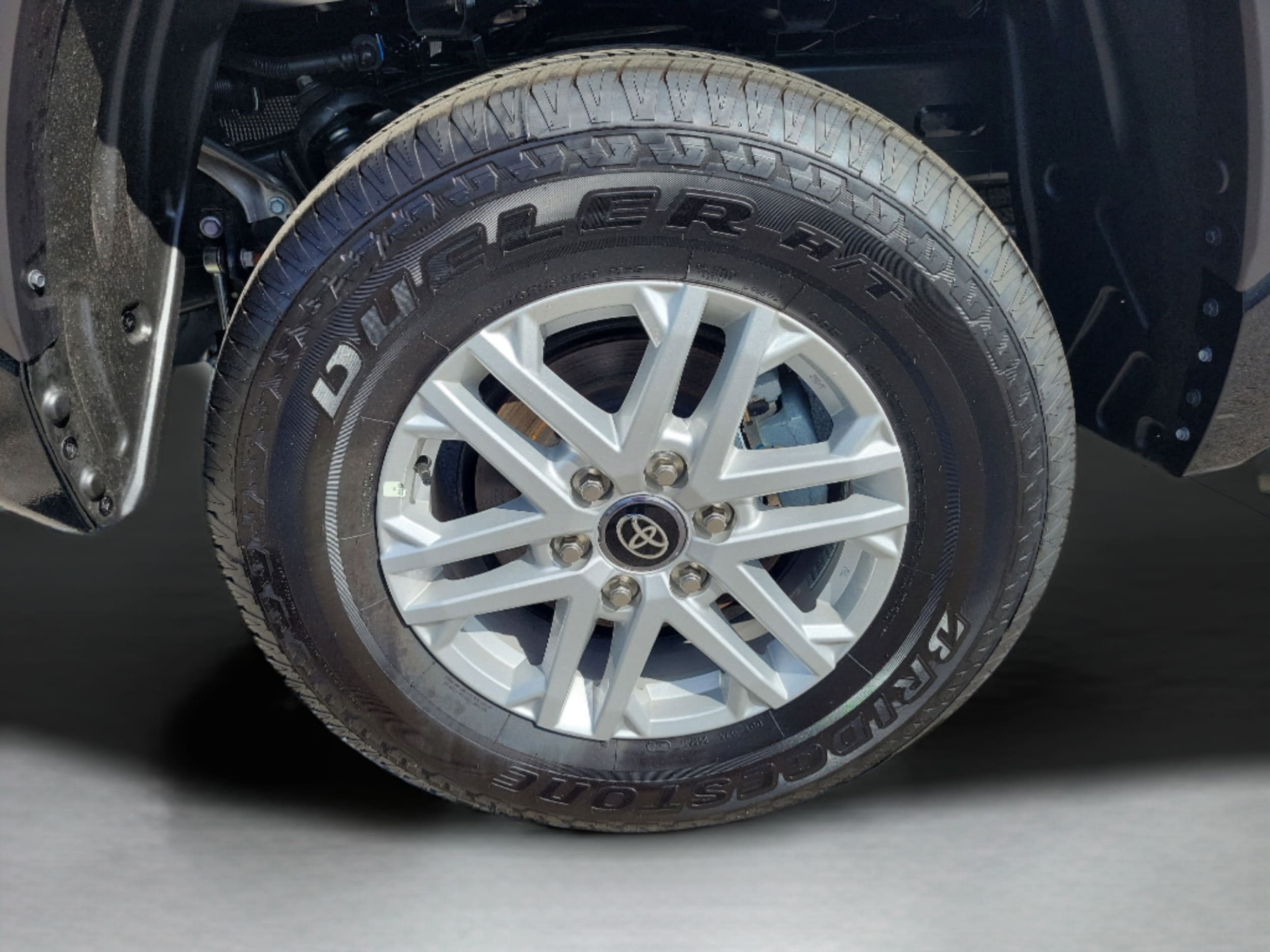 2026 Toyota Tundra SR5 - Photo 36