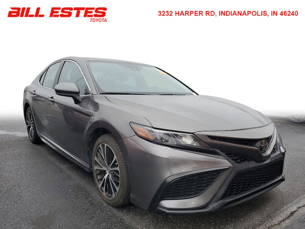 Used 2021 Toyota Camry SE Sedan