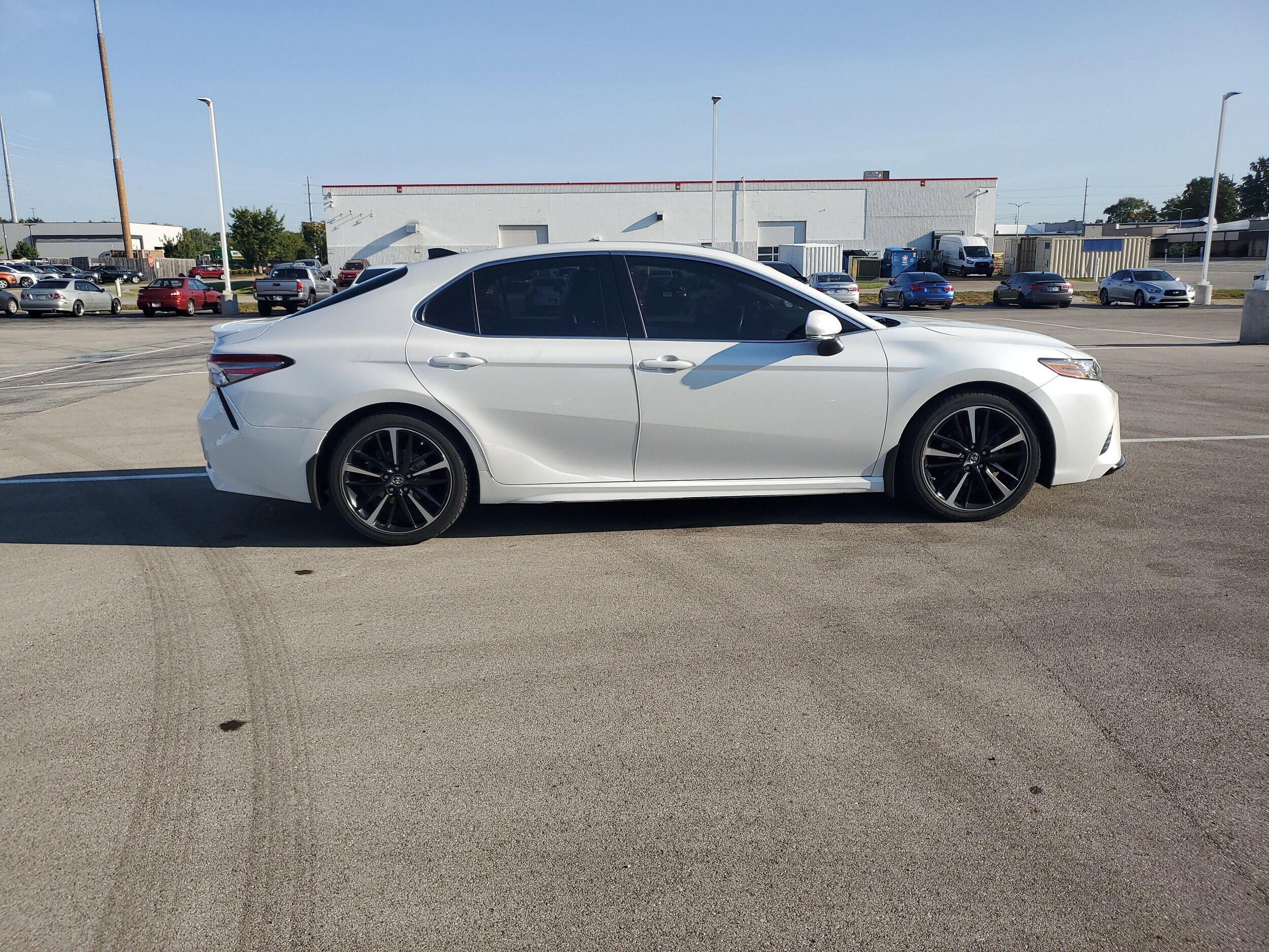 2018 Toyota Camry XSE V6 photo 4