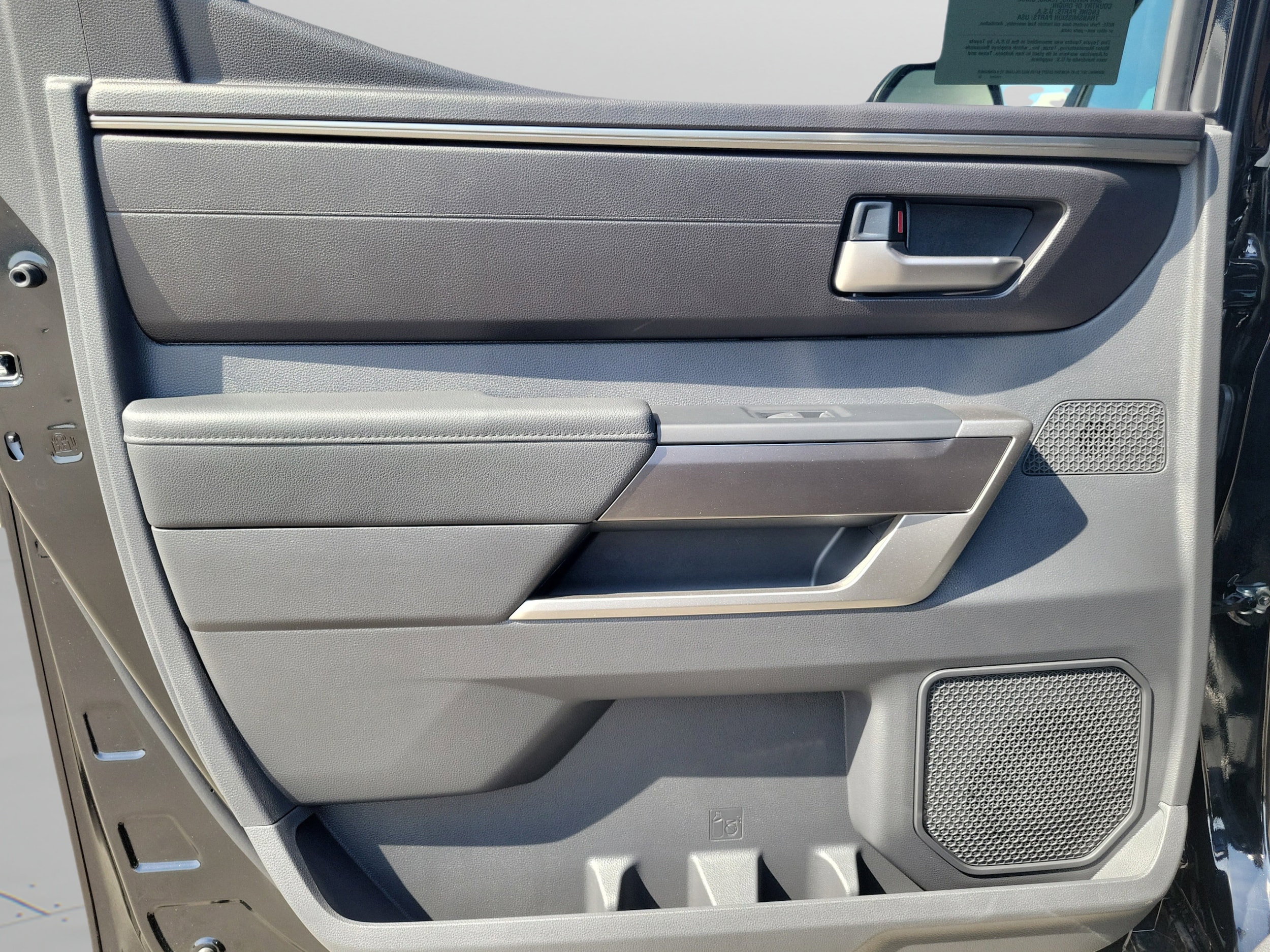 2026 Toyota Tundra SR5 - Photo 14