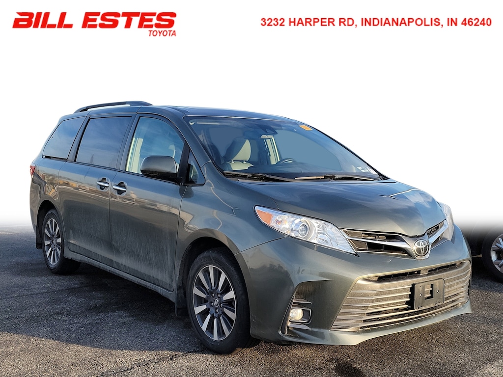 Used 2018 Toyota Sienna XLE Van Passenger Van