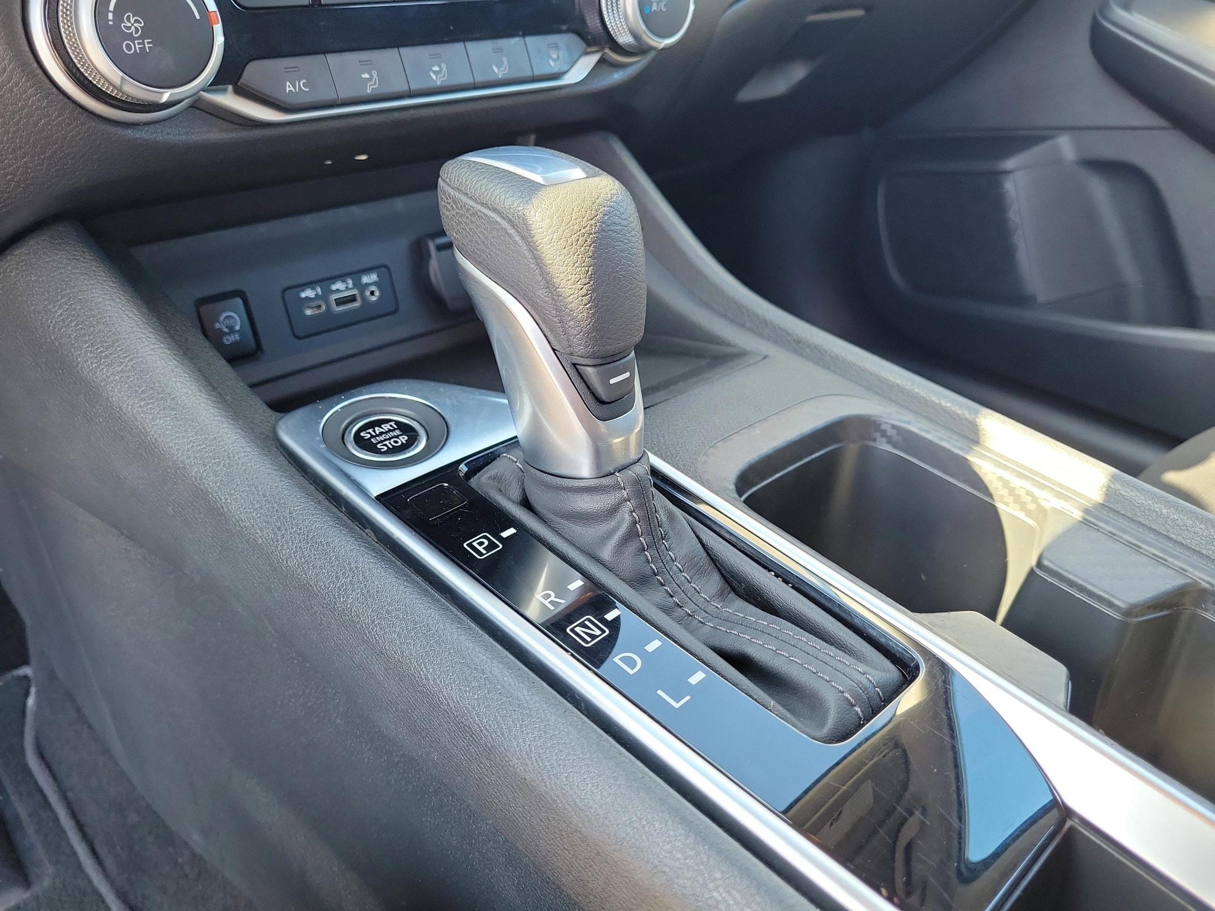 2024 Nissan Sentra SV - Photo 32