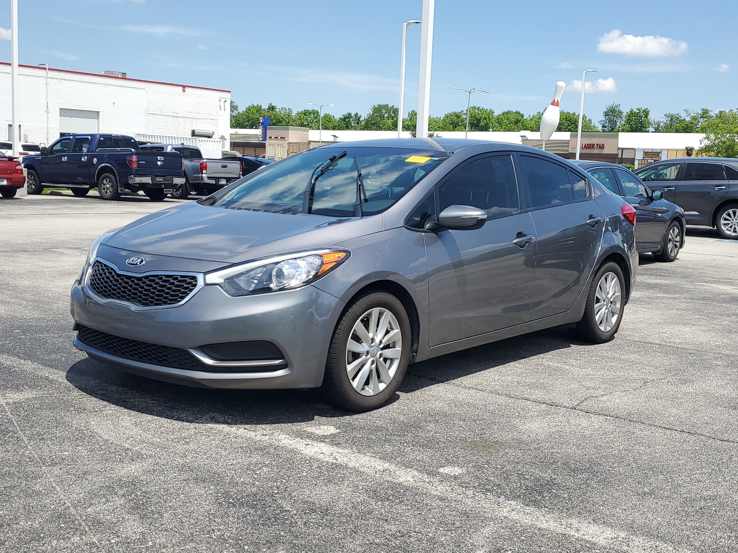 2016 Kia Forte LX AT's photo