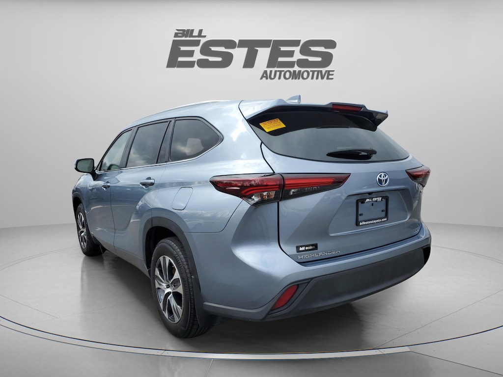 Used 2024 Toyota Highlander XLE SUV