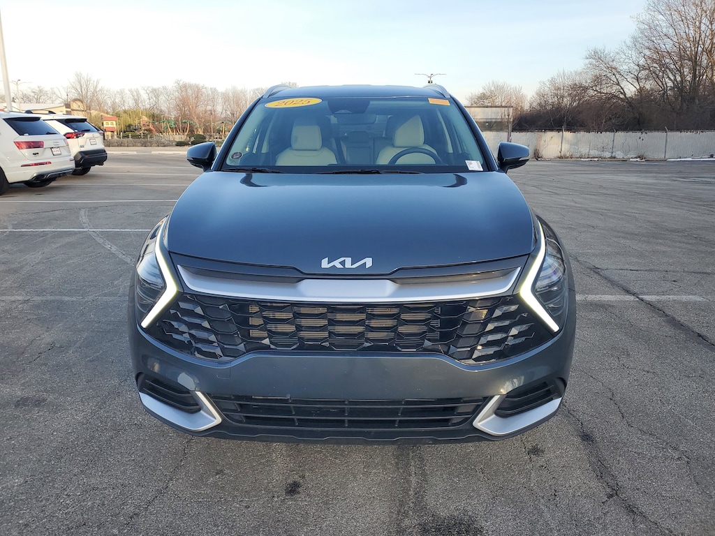Used 2025 Kia Sportage EX SUV