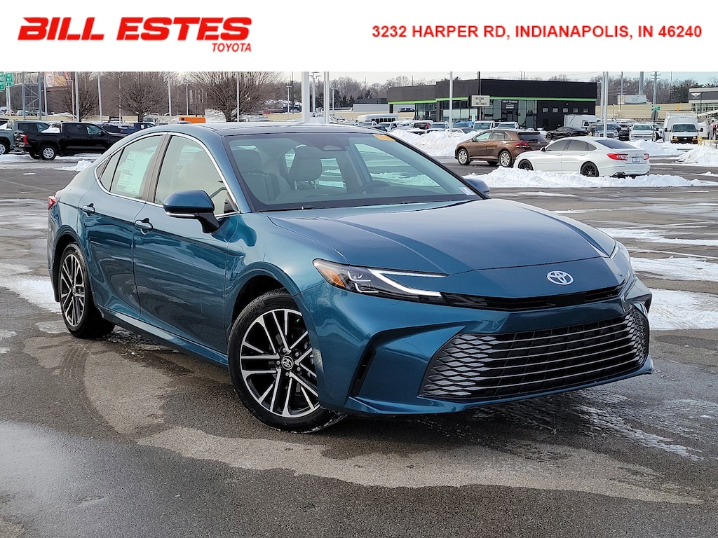 Used 2025 Toyota Camry XLE Sedan