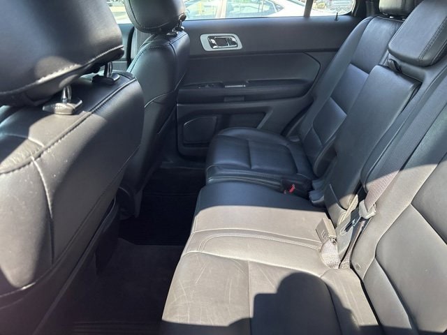 2015 Ford Explorer Limited photo 5