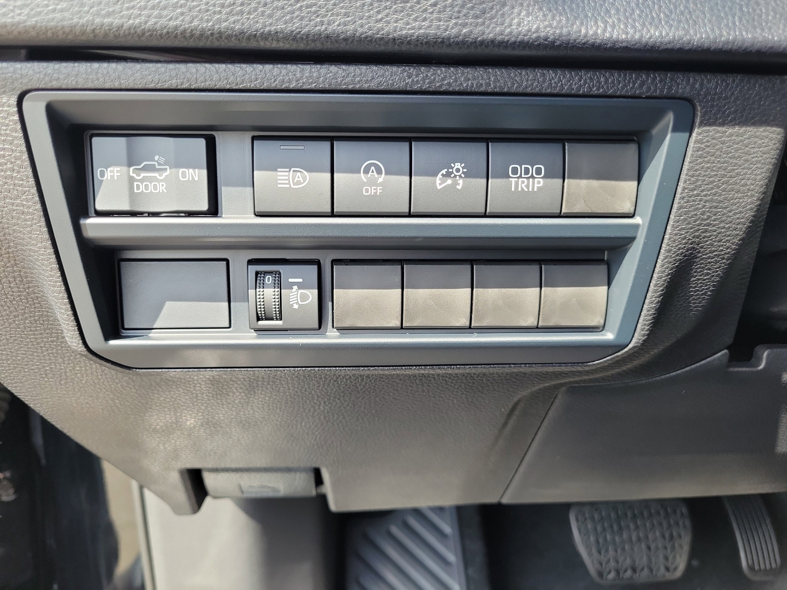 2026 Toyota Tundra SR5 - Photo 21