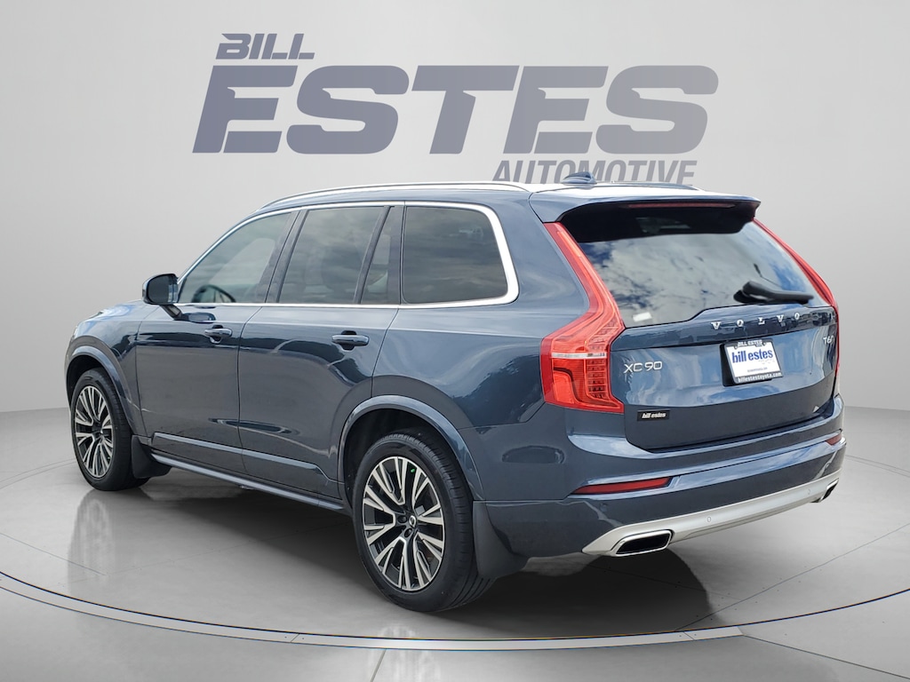 Used 2021 Volvo XC90 Momentum SUV