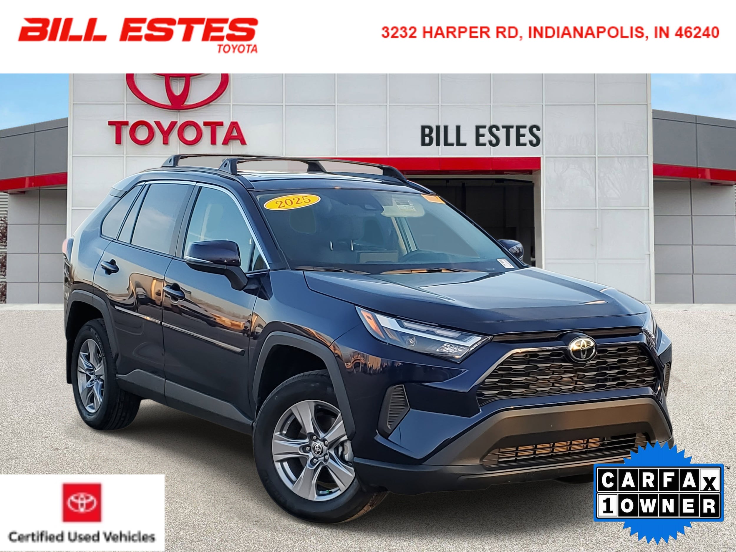 2025 Toyota RAV4 XLE's photo