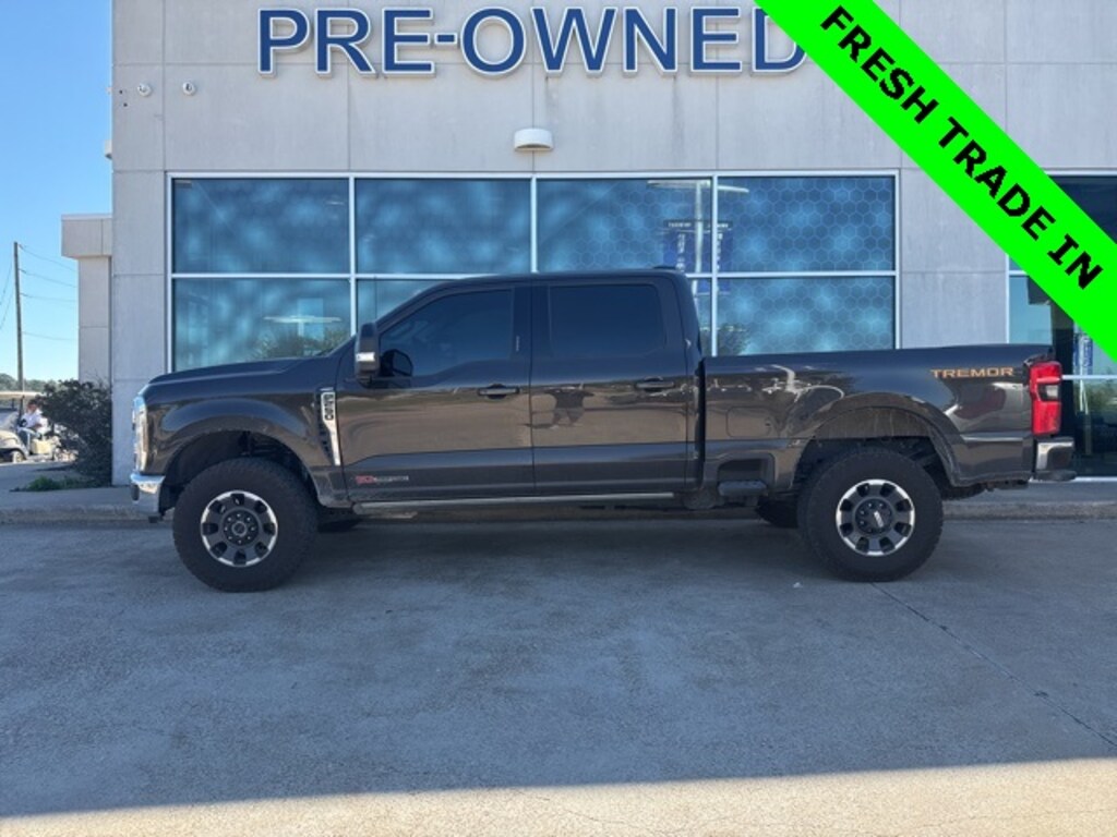 Used 2024 Ford F-250SD Lariat Truck