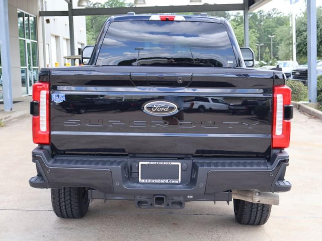 Used 2025 Ford F-250SD Lariat Truck