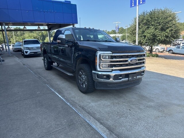 2024 Ford F-250 photo 2