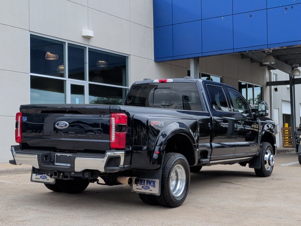 Used 2025 Ford F-350SD Lariat Truck