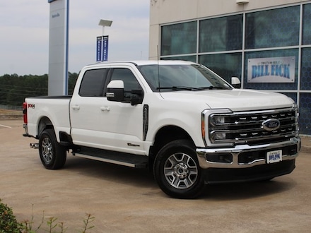 2023 Ford F-250SD Lariat Truck