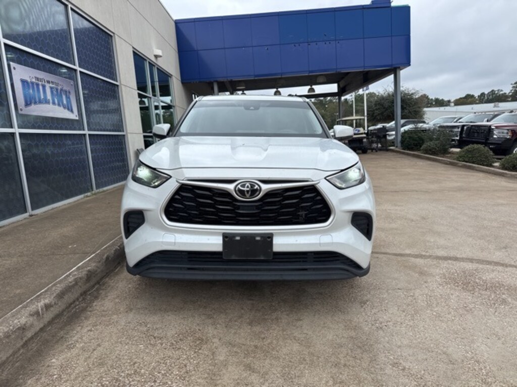 Used 2022 Toyota Highlander L SUV
