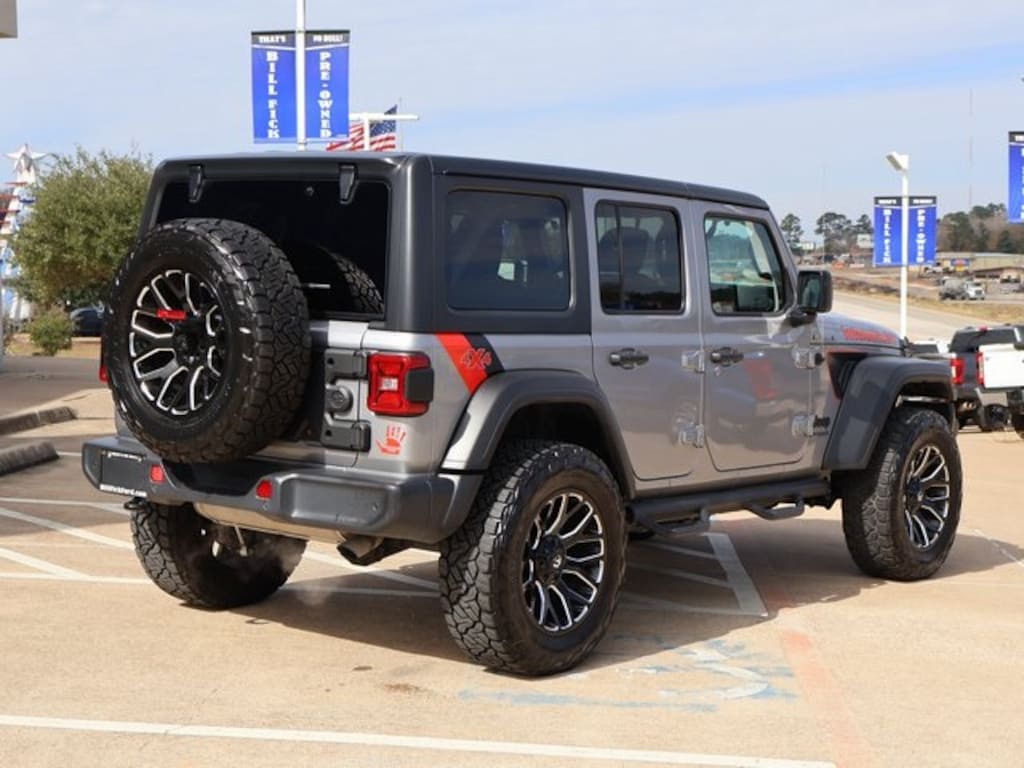 Used 2021 Jeep Wrangler Unlimited Sport Altitude SUV