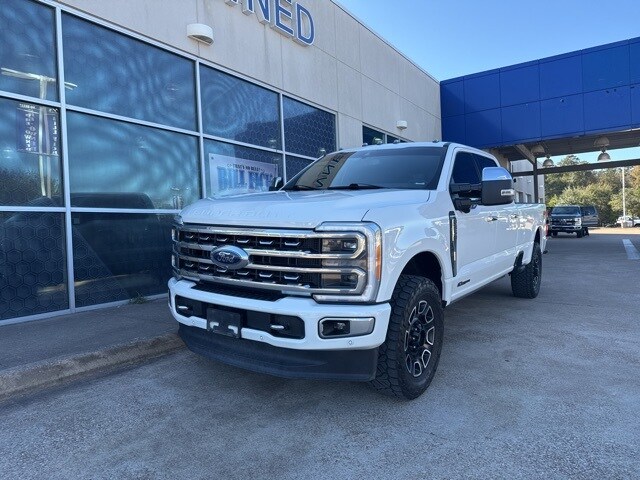 2023 Ford F-350 photo 4