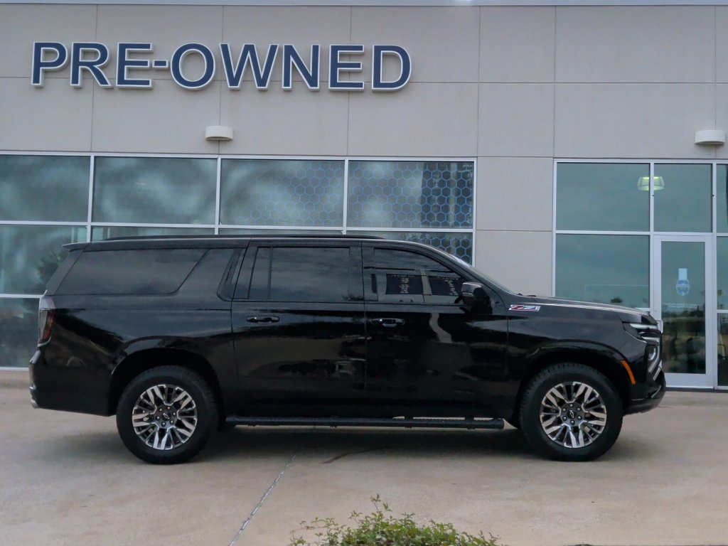 Used 2025 Chevrolet Suburban Z71 SUV