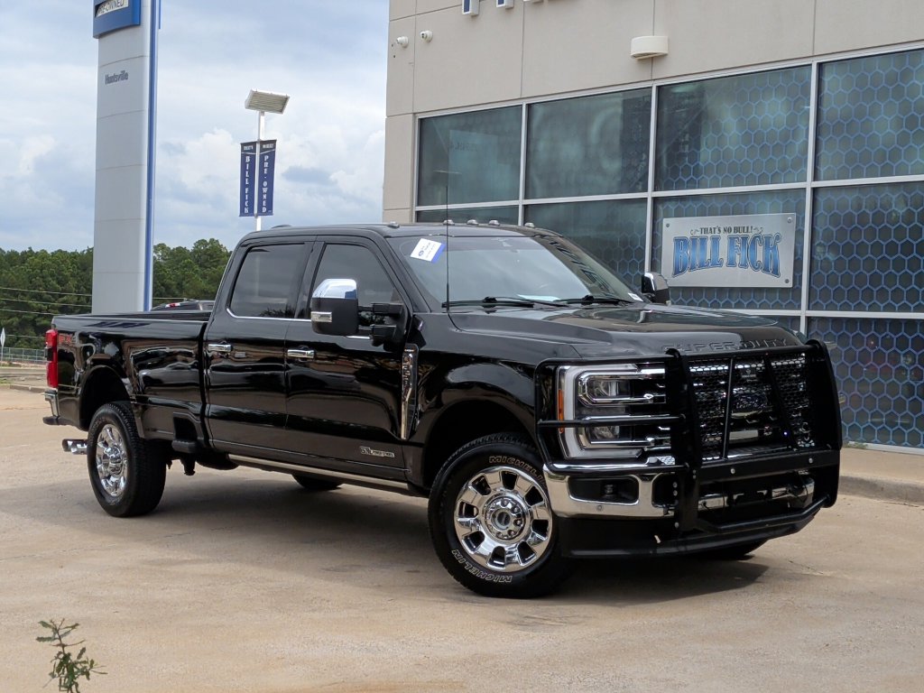 Used 2023 Ford F-350SD Lariat Truck