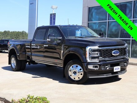 2023 Ford F-450SD Limited Truck