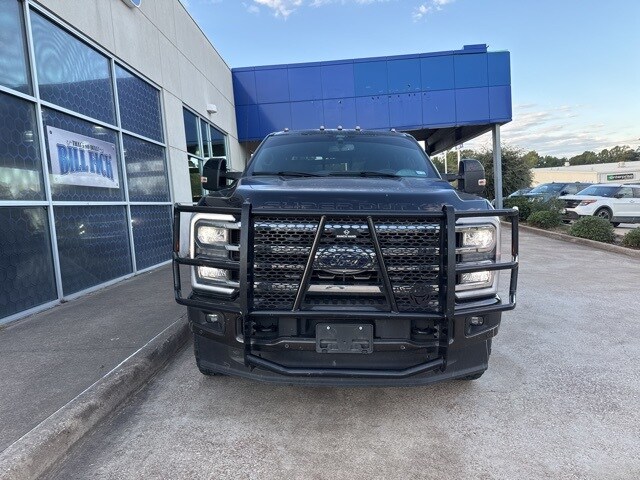 2024 Ford F-350 photo 3