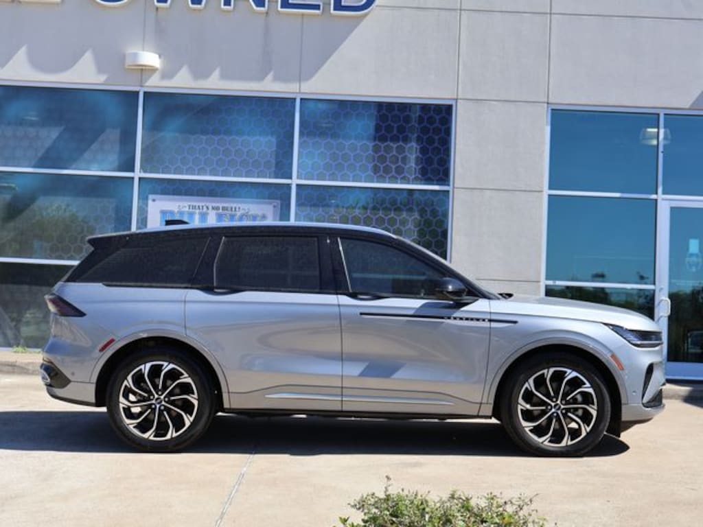 Used 2024 Lincoln Nautilus Reserve SUV