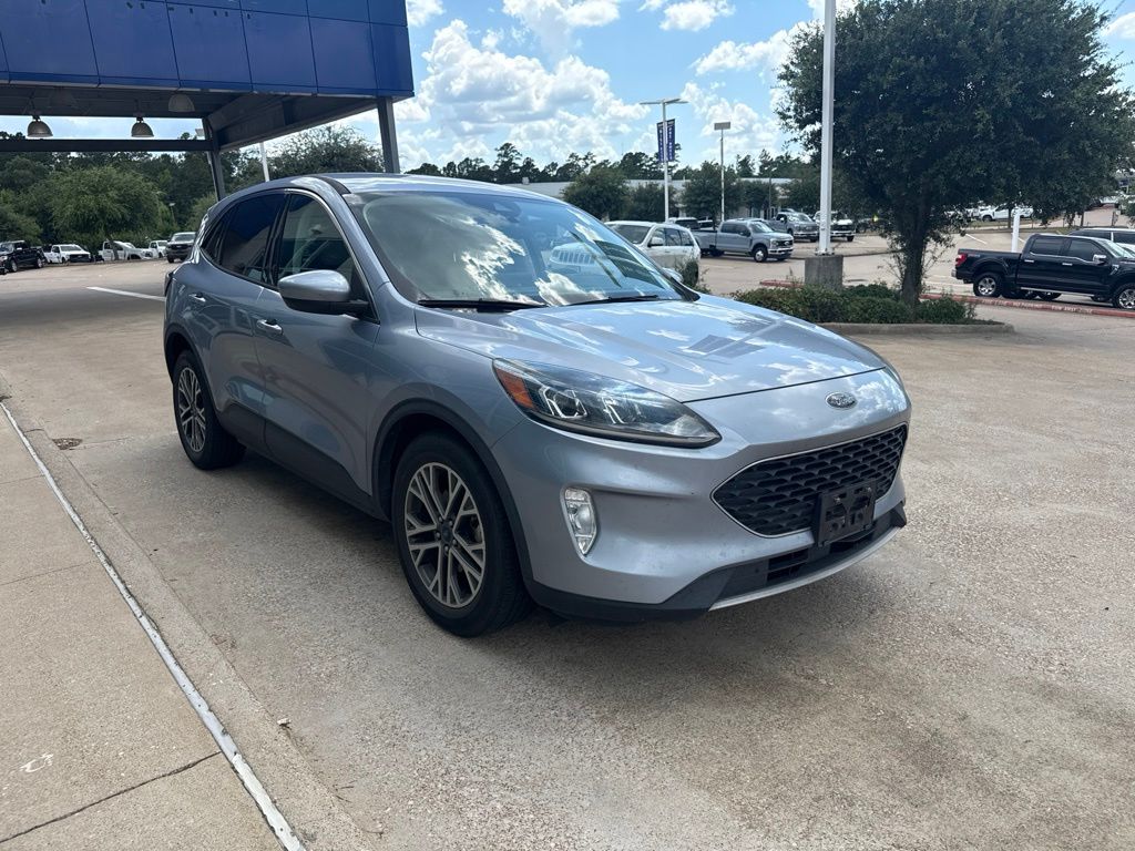 Used 2022 Ford Escape SEL with VIN 1FMCU0H61NUA29304 for sale in Huntsville, TX