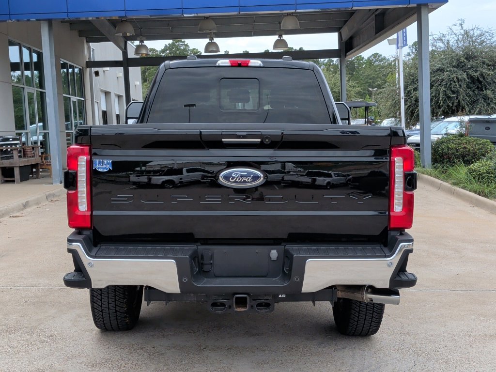 Used 2023 Ford F-350SD Lariat Truck
